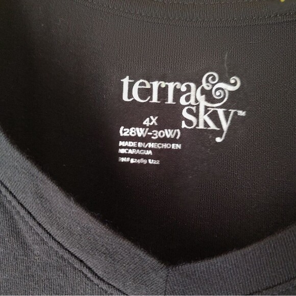Terra & Sky Black Short Sleeve Top 4X - Picture 4 of 5